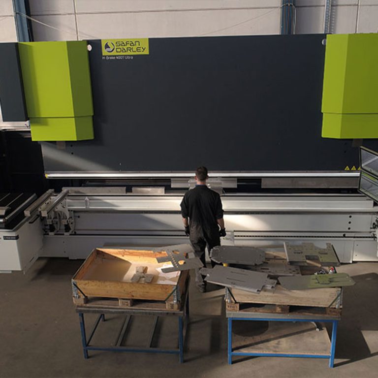 vaneldikgroup-metaal-direct-metal-edging-2