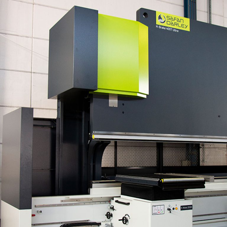 vaneldikgroup-metaal-direct-metal-edging